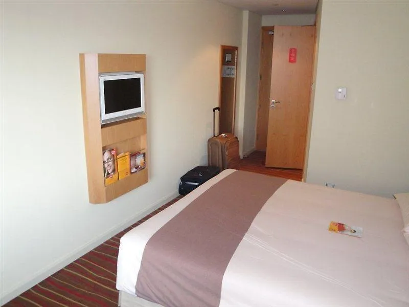 Hotel Ibis Al Rigga Dubaj 3*,